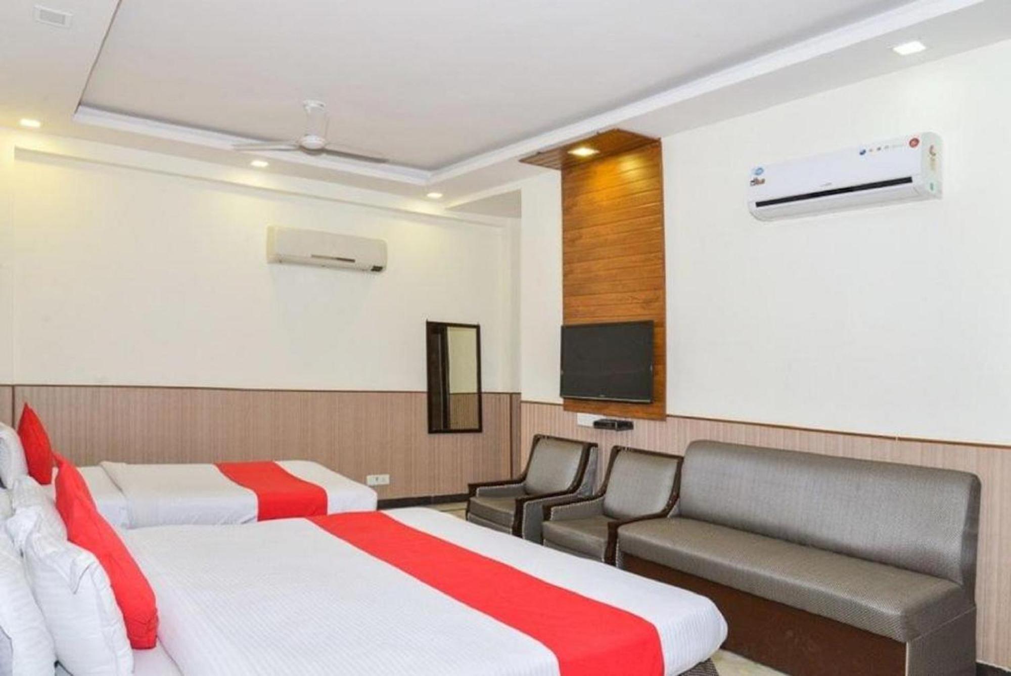 Hotel Shanti House New Delhi Karnail Singh Stadium Gate No 1 Esterno foto