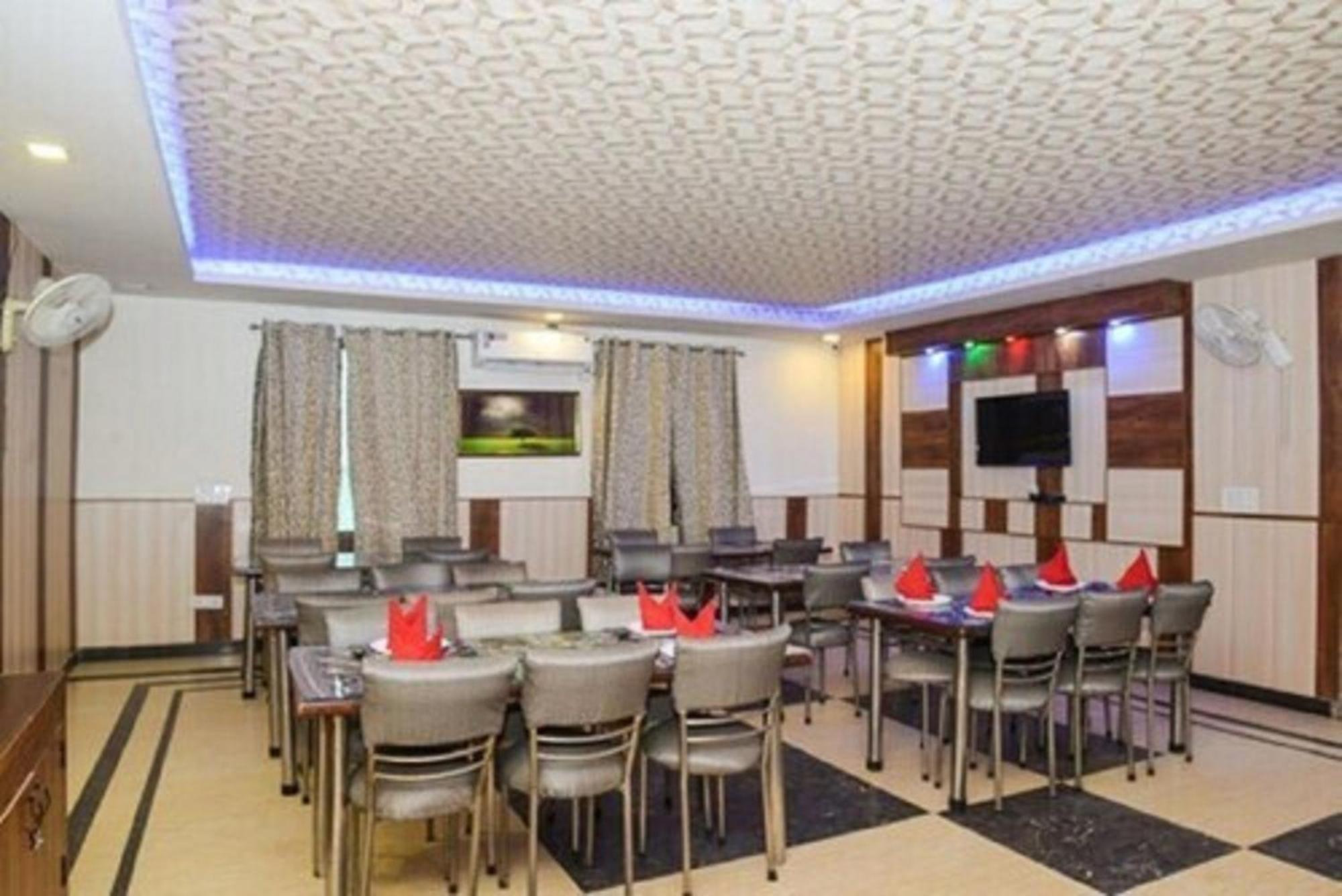 Hotel Shanti House New Delhi Karnail Singh Stadium Gate No 1 Esterno foto