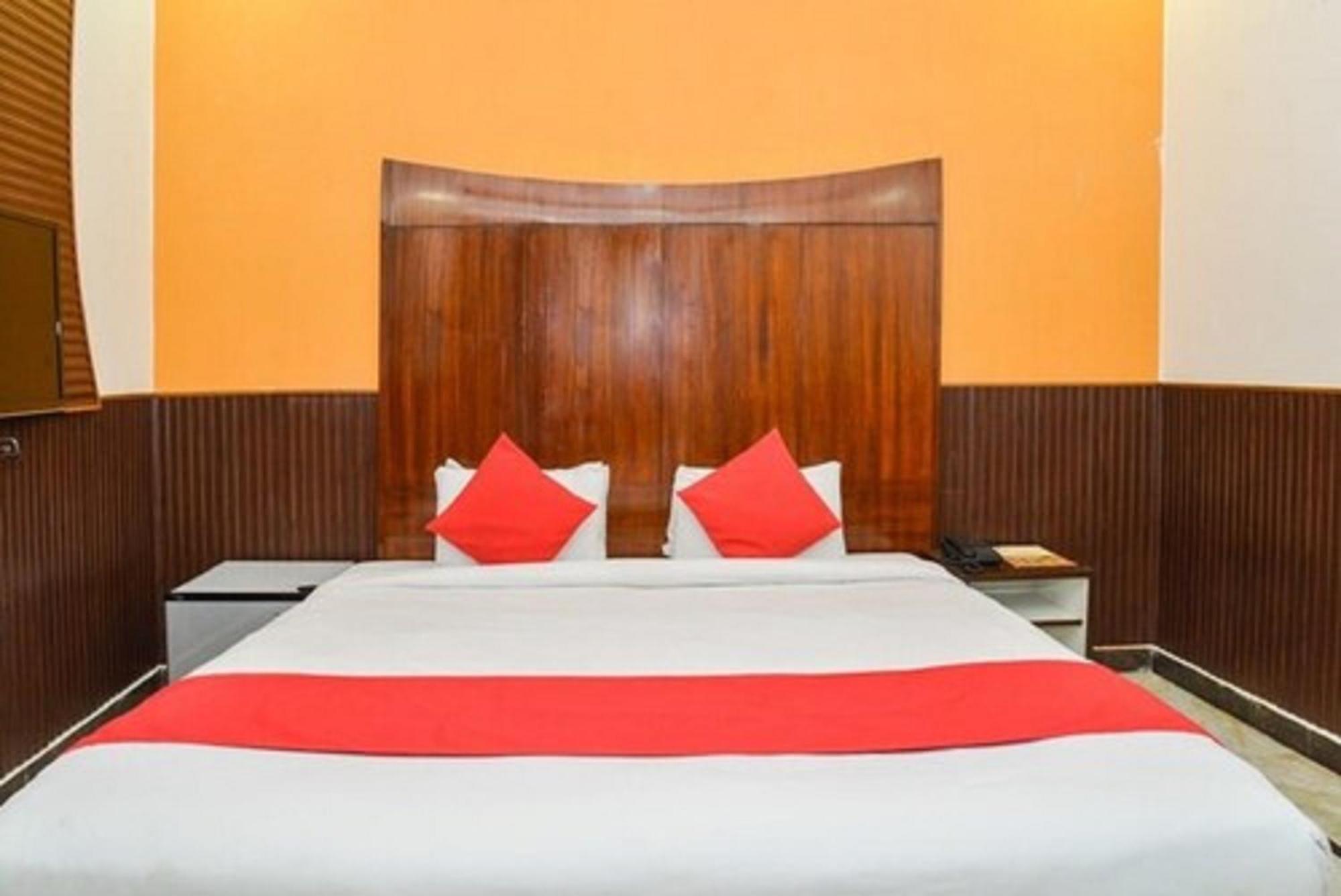 Hotel Shanti House New Delhi Karnail Singh Stadium Gate No 1 Esterno foto
