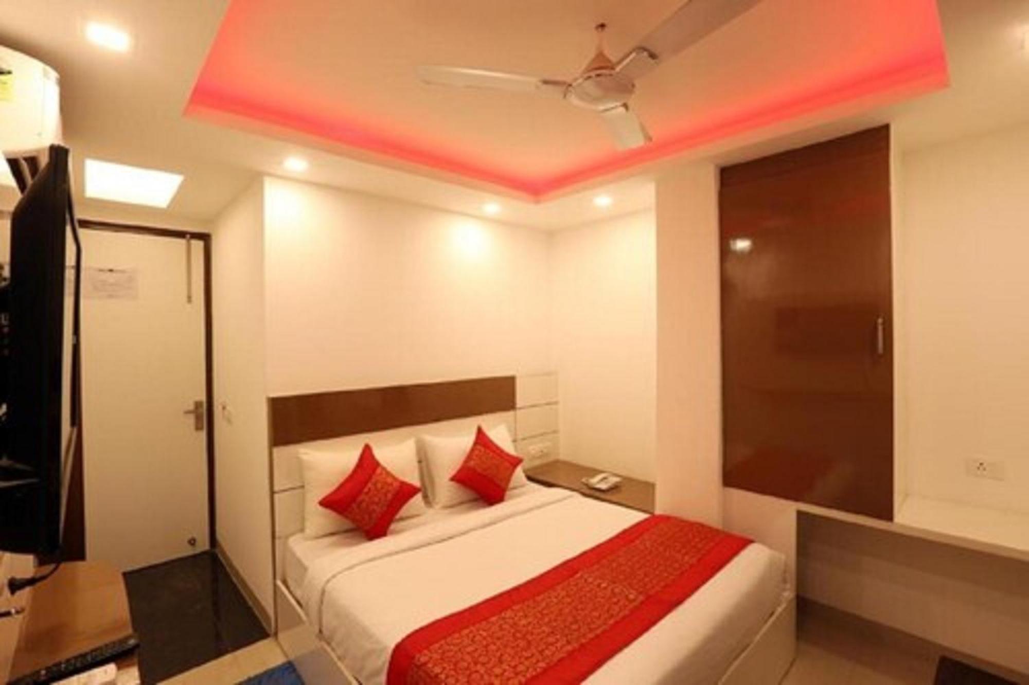 Hotel Shanti House New Delhi Karnail Singh Stadium Gate No 1 Esterno foto