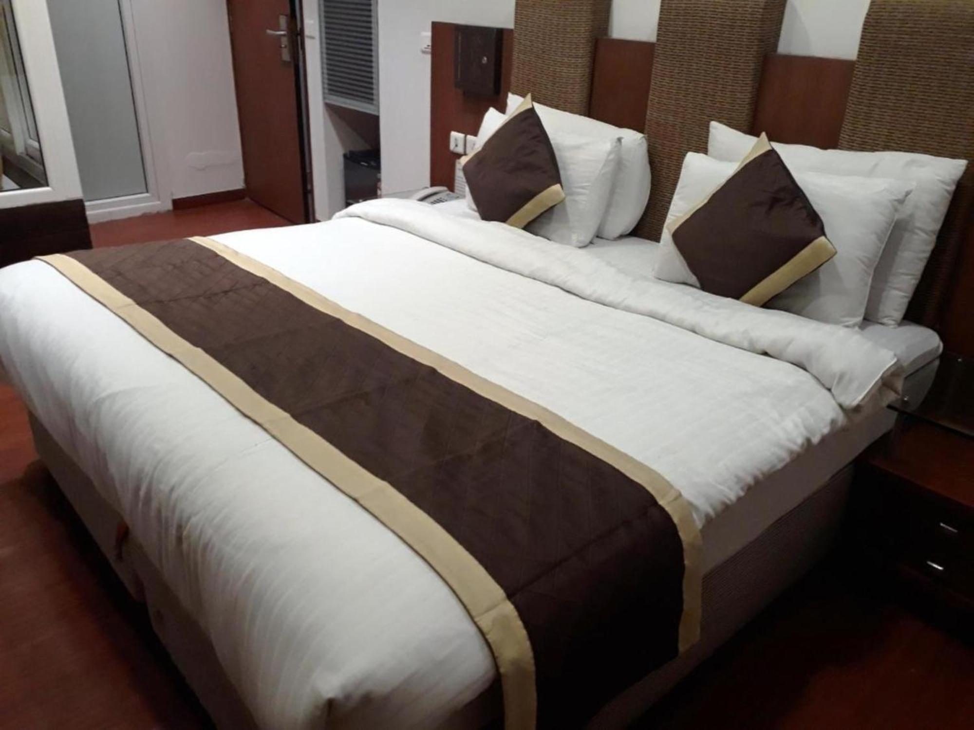 Hotel Shanti House New Delhi Karnail Singh Stadium Gate No 1 Esterno foto